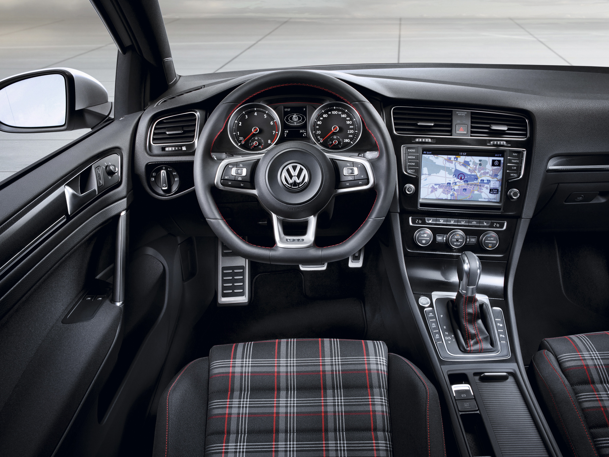 Volkswagen Golf GTE и GTD